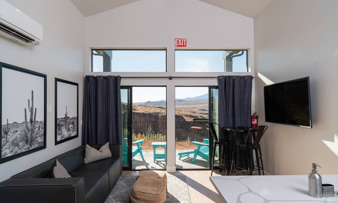 La Verkin Villa | Shocking View Stacker #12 at The Dwellings - Dog Friendly