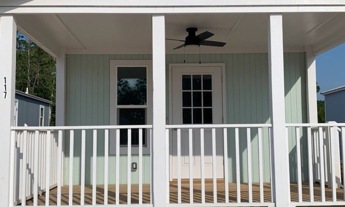 Freeport Cottage | Short drive to the beautiful 30-A beaches!nCozy Riverwalk Landing Cottage 6-F