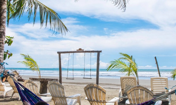 El Jobo Hotel | Show Pony Ranchero Resort - Boutique Beach Hotel