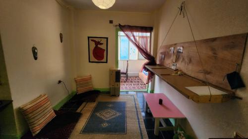 As-Sayidah Zaynab Apartment | Simple and Central in Downtown