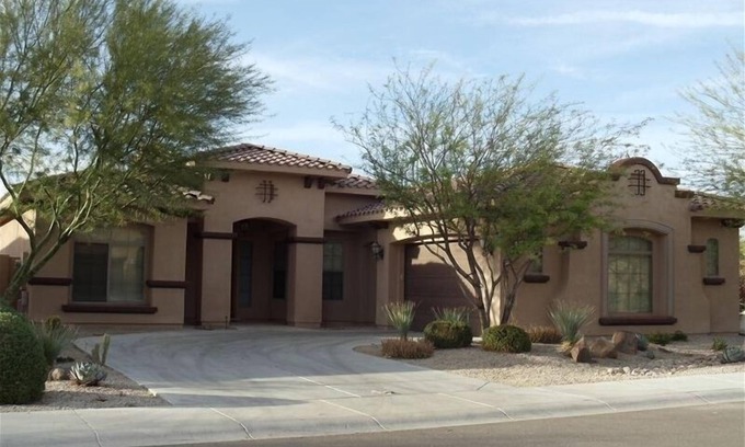 Estrella Mountain Ranch House | Simple Elegance for you! Fab House! Fab Pool & Spa! Calendar is Open! Book Now!