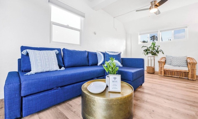 Ocean Beach House | Simple Ocean Beach Retreat – Walk to Everything