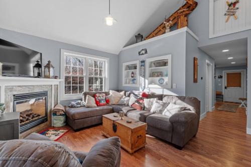 Campton House | Ski Home on Bell Valley