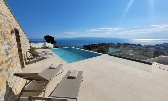 Agia Paraskevi Villa | Skiathea Villas, a luxury complex of Villas