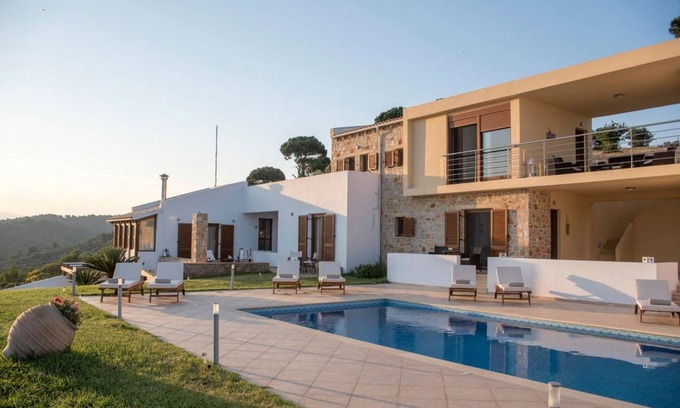 Agia Paraskevi Villa | Skiathea Villas Villa A