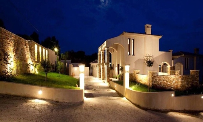 Agia Paraskevi Villa | Skiathos Repos Villas - luxurious villa in Ag. Paraskevi