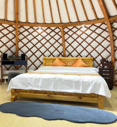 Erdenet House | Sky camp