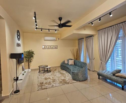 Bandar Penawar House | Skybird Homestay Desaru - Gated Guarded Community