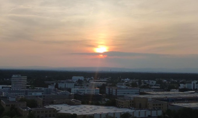 Langen Apartment | Skyline-Aussicht und fantastische Sonnenuntergänge