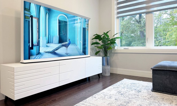 Irving Park Apartment | Sleek 3BR: Minimalist Style, Fire Pit, 65-inch TV, & Tech-Ready!