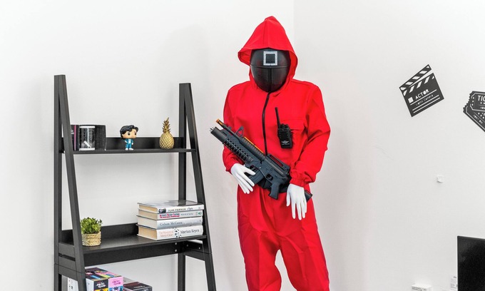 Lansbury Apartment | Sleeps 6| 2 Bed Flat 5mins Drive to Canary Wharf Station | SquidGame FreeParking