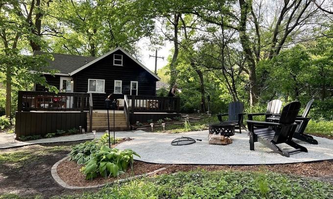 Ingleside Cabin | Small Stay: Farmhouse Cabin, Big on Outdoor Space