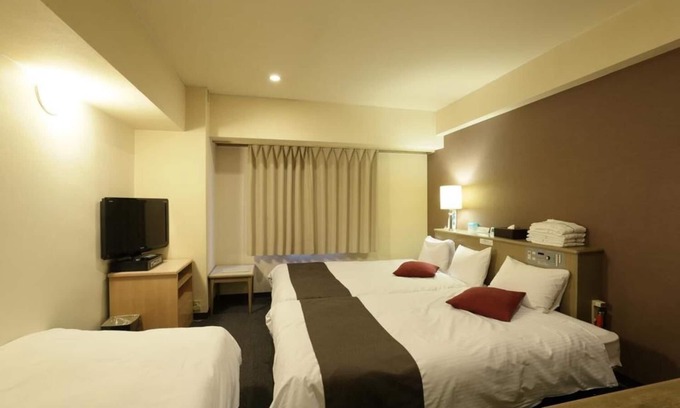 Nishishinsaibashi Hotel | Smoking group room/Osaka Ōsaka