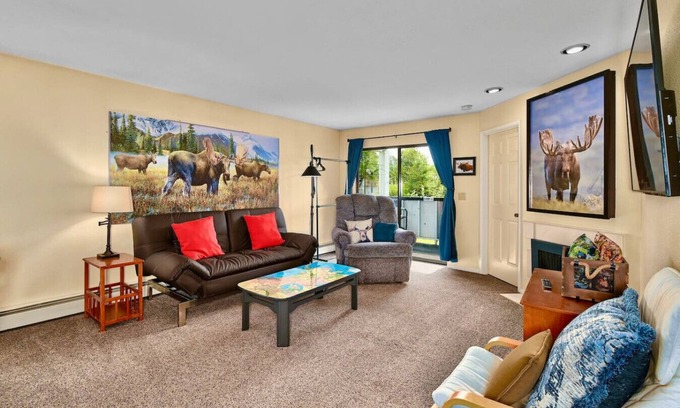 Kenai House | Sneaky Moose Townhome, 2BR/2BA