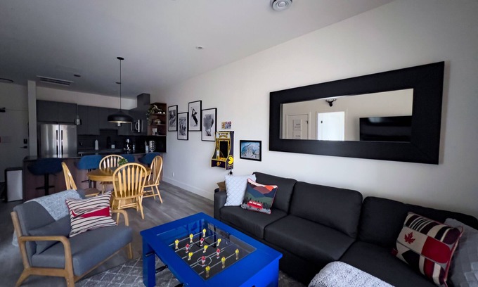 Revelstoke Condo | Snow Rodeo Suite Abode 2br w/Private Hot Tub!