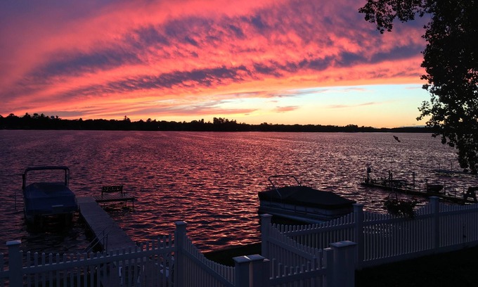 Oscoda House | Socrates Place Resort on Lake Van Etten in Oscoda, Michigan