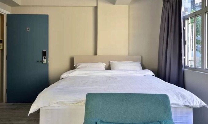 Sheung Wan Apartment | Soho Luxury Apt, New Reno *4A