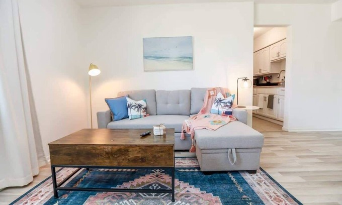 Willoughby Spit Apartment | Sojourn | Bayside | 1 Bedroom