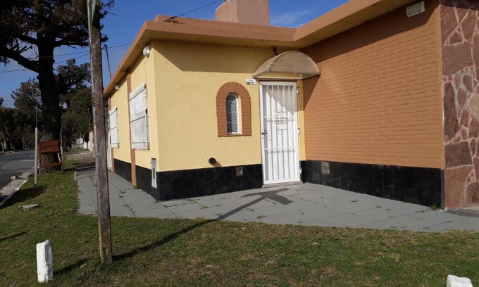 Mar de Ajo House | Solís e Hipólito Yrigoyen