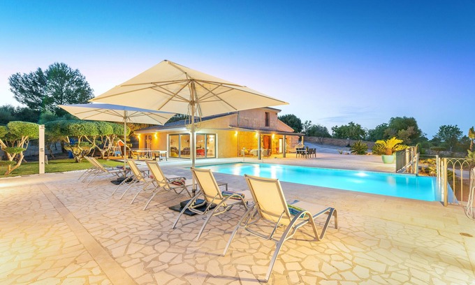 Santa Margalida Villa | SON VADOR - Villa with private pool in Santa Margalida. Free WiFi