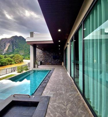 Vang Vieng Hotel | Song View Pool Villa