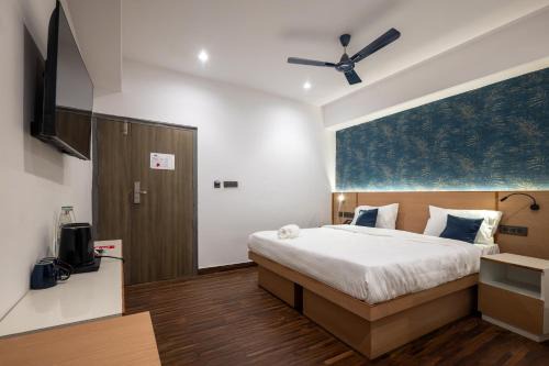 Varanasi Nagar Nigam Hotel | Soulful Ghat By Fracspace