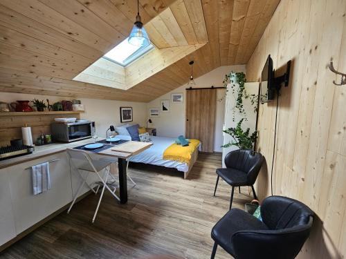 Nods Apartment | Sous le saule