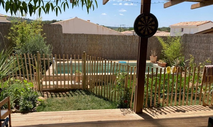 Vailhauques House | South air-conditioned detached house with private pool