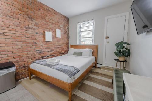 Prudential - St. Botolph Apartment | South End Serene Studio