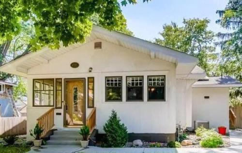 Southwest Minneapolis House | South Minneapolis Tangletown Charm