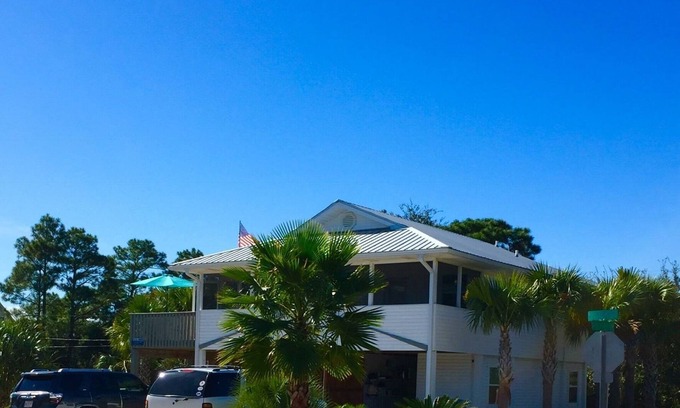 Indian Pass House | SOUTHERN TIDE in Beautiful INDIAN PASS, FL…Winter Rate !