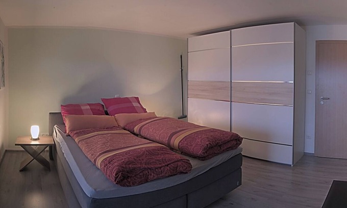 Auerbach in der Oberpfalz Apartment | Spacious vacation apartment at the gateway to Franconian Switzerland