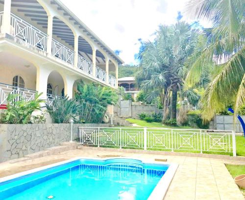 Bas Vent Villa | Spacieuse villa à Deshaies avec piscine privée
