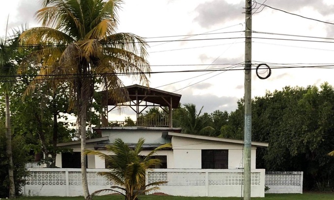 Bermudian Landing House | Spacious 2 bed room house located in Burrell Boom