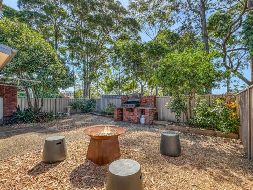 Surf Beach House | Spacious 2-Bed Townhouse with BBQ by the Beach