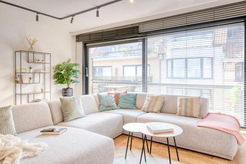 Heist Apartment | Spacious 2-BR Apartment Just 30m from The Beach