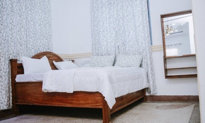 Bwejuu Apartment | Spacious 3-bedroom apartment with AC, WiFi in charming Paje Zanzibar-Tanzania