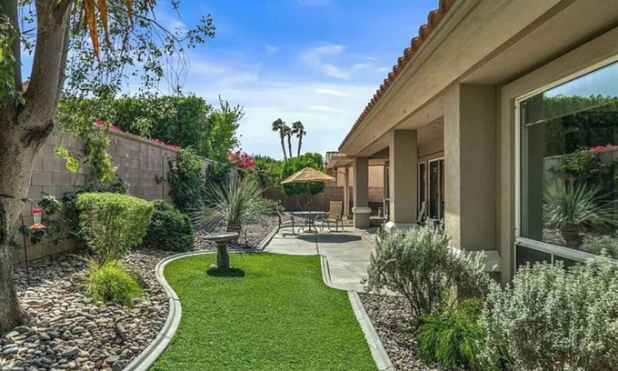 Desert Palms House | Spacious 4-bedroom house with AC, country club amenities, quiet, gated community