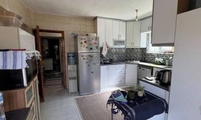 Merkezefendi House | Spacious 5-bedroom house in calm neighborhood - Denizli