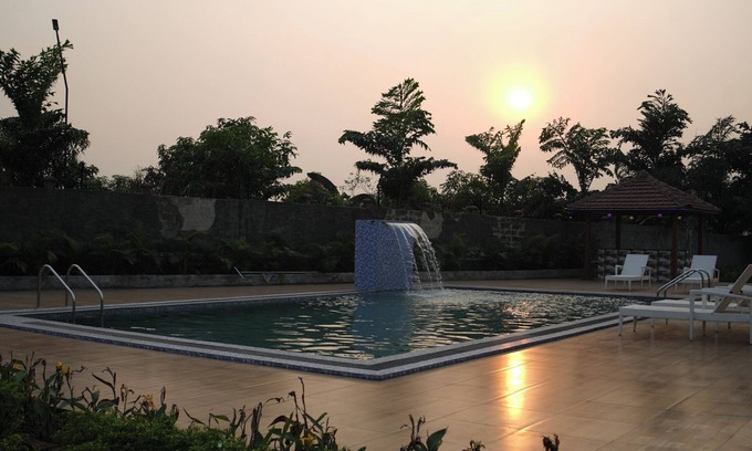 Pali Villa | Spacious 5-bedroom villa with WiFi, AC in lovely Dhokshet