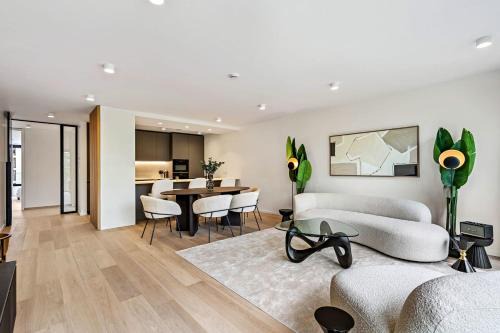 Ville Haute Apartment | Spacious 6th-Floor Gem: Modernity Meets Comfort