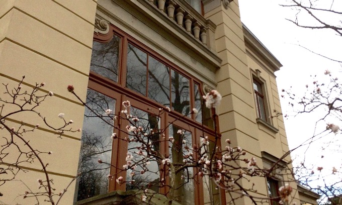 Blasewitz Apartment | Spacious apartment in a historic villa with two bedrooms.