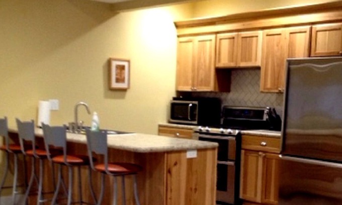 Fennville Apartment | Spacious Basement (Garden) Apartment, Short Walk to Lake Michigan