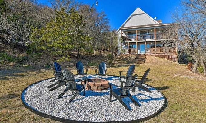 Gordon House | Spacious Family Home on the Water + Boat Dock