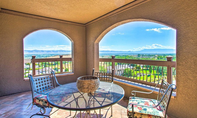 Redlands Cottage | Spacious Grand Junction Home w/Mountain View