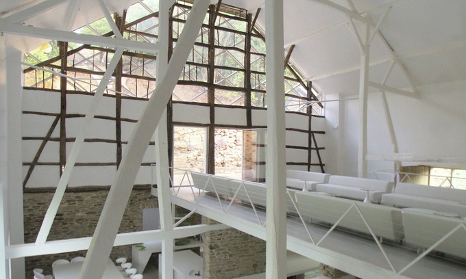 Redu House | Spacious Holiday Home in Redu with Garden