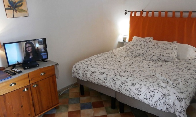 Saint-Chinian Apartment | Spacious loft apartment in lovely Saint-Chinian