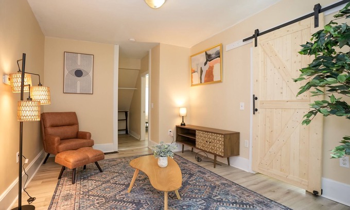 West Brookfield Apartment | Spacious Massachusetts Apartment #2