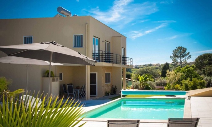 Alcobaca House | Spacious & new holiday home for max. 6 people