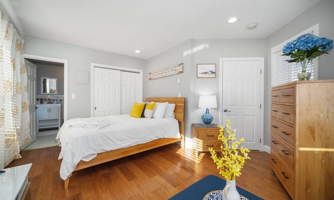 North End Apartment | Spacious North End Studio